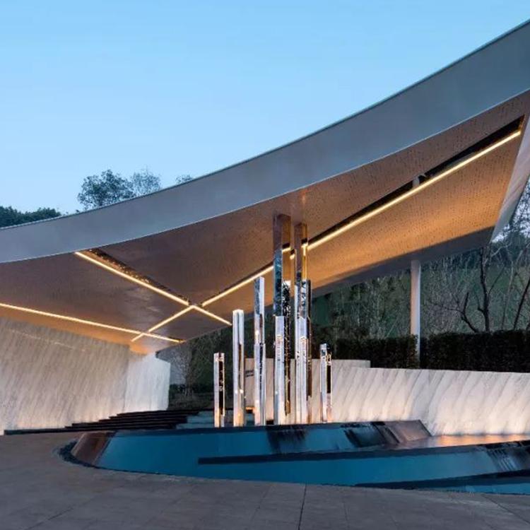 不锈钢鹿景观雕塑大型户外园林工程广场公园摆件不锈钢雕塑定制大连