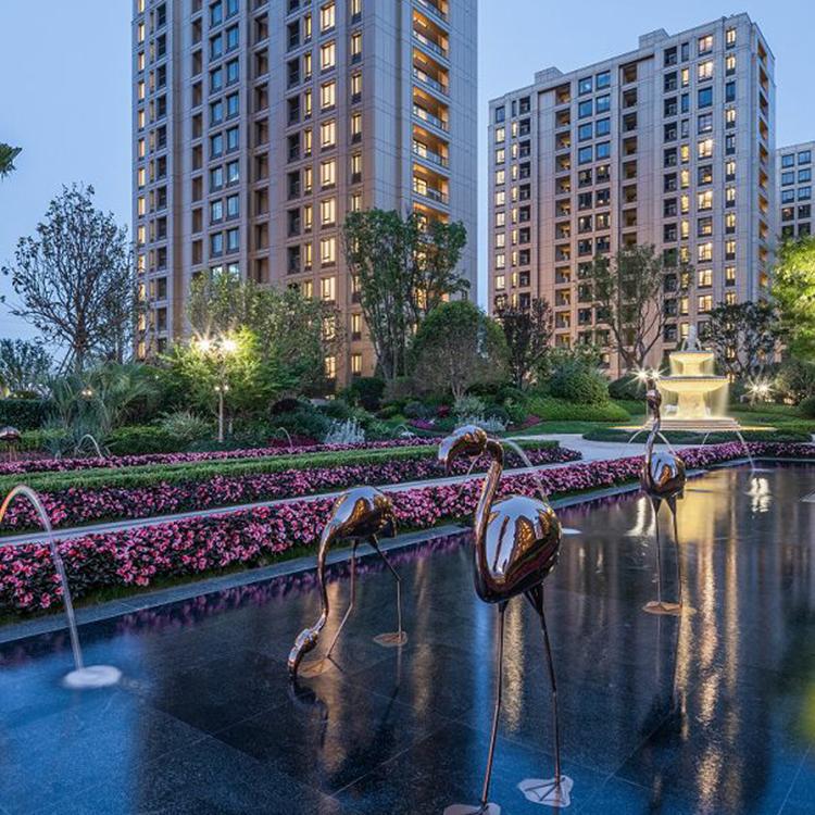 广场不锈钢雕塑大型户外抽象白钢摆件创意城市景观不锈钢厂家定制长春