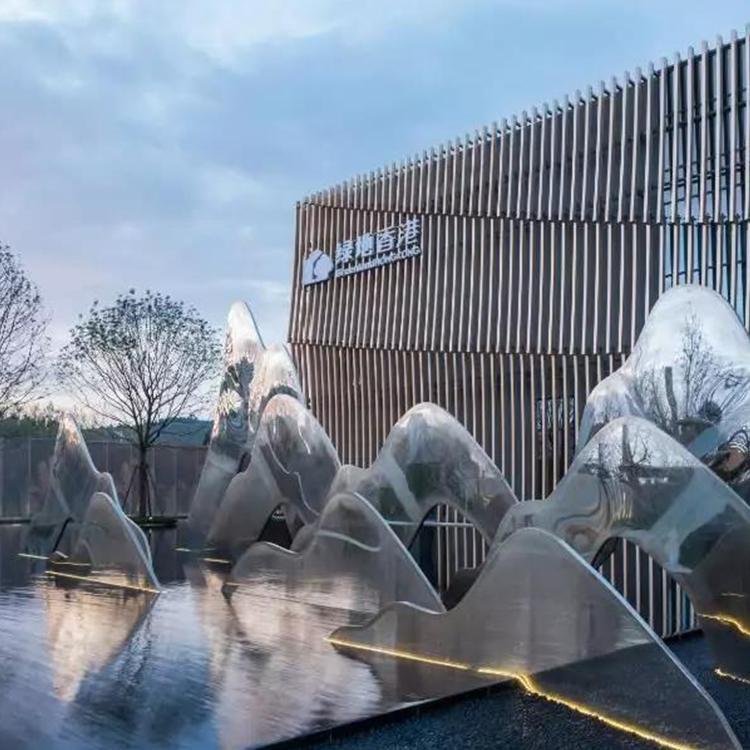 大型不锈钢雕塑现代户外园林地产水景月亮白钢手工艺镂空创意摆件沈阳