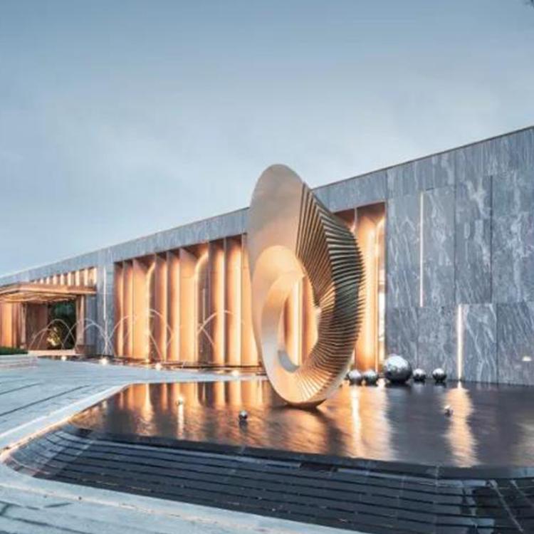 不锈钢雕塑钢丝鹿镂空白漆鹿简约园林景观地产公园售楼部景观摆件哈尔滨