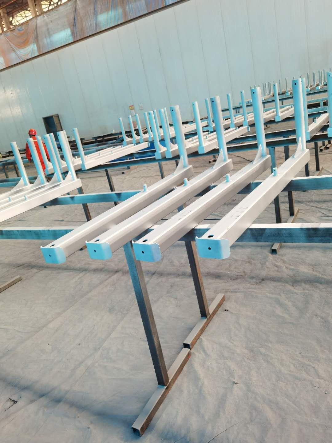 工业漆  防锈漆 丙聚漆 醇酸漆 硝基漆 环氧漆 锤纹漆 氟碳漆 吉林油漆厂家