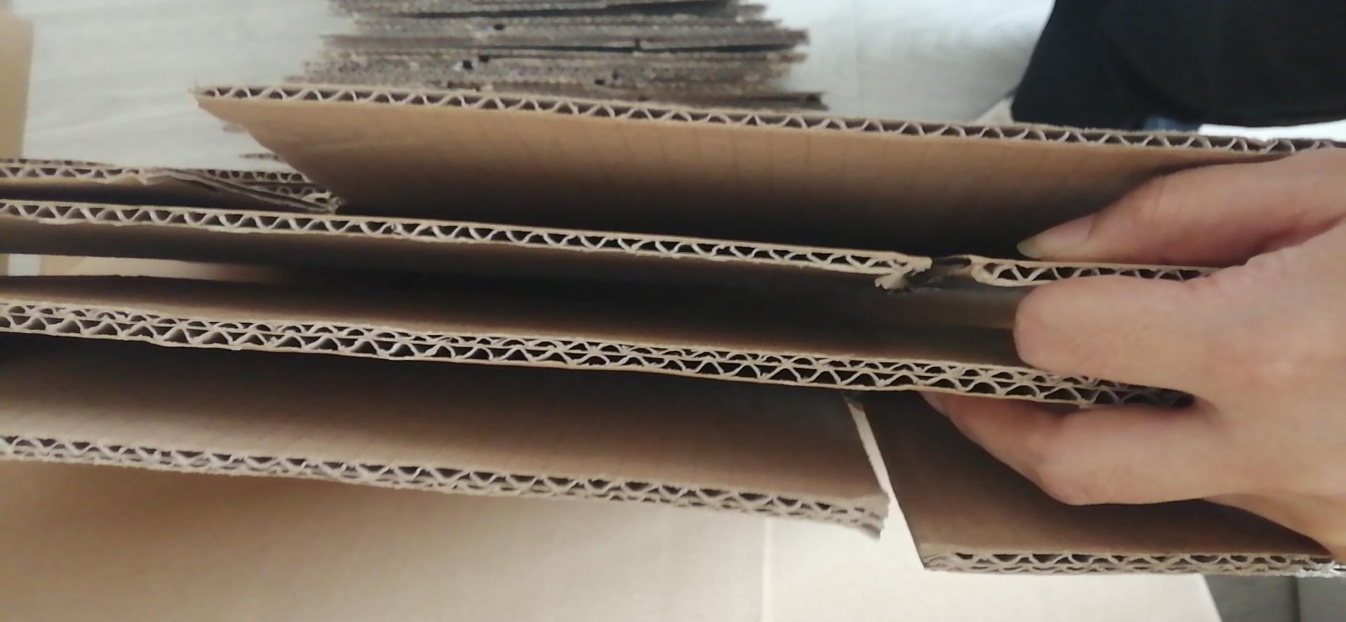 长宏纸箱厂家大号箱子瓦楞纸箱搬家纸箱现货充足可定制