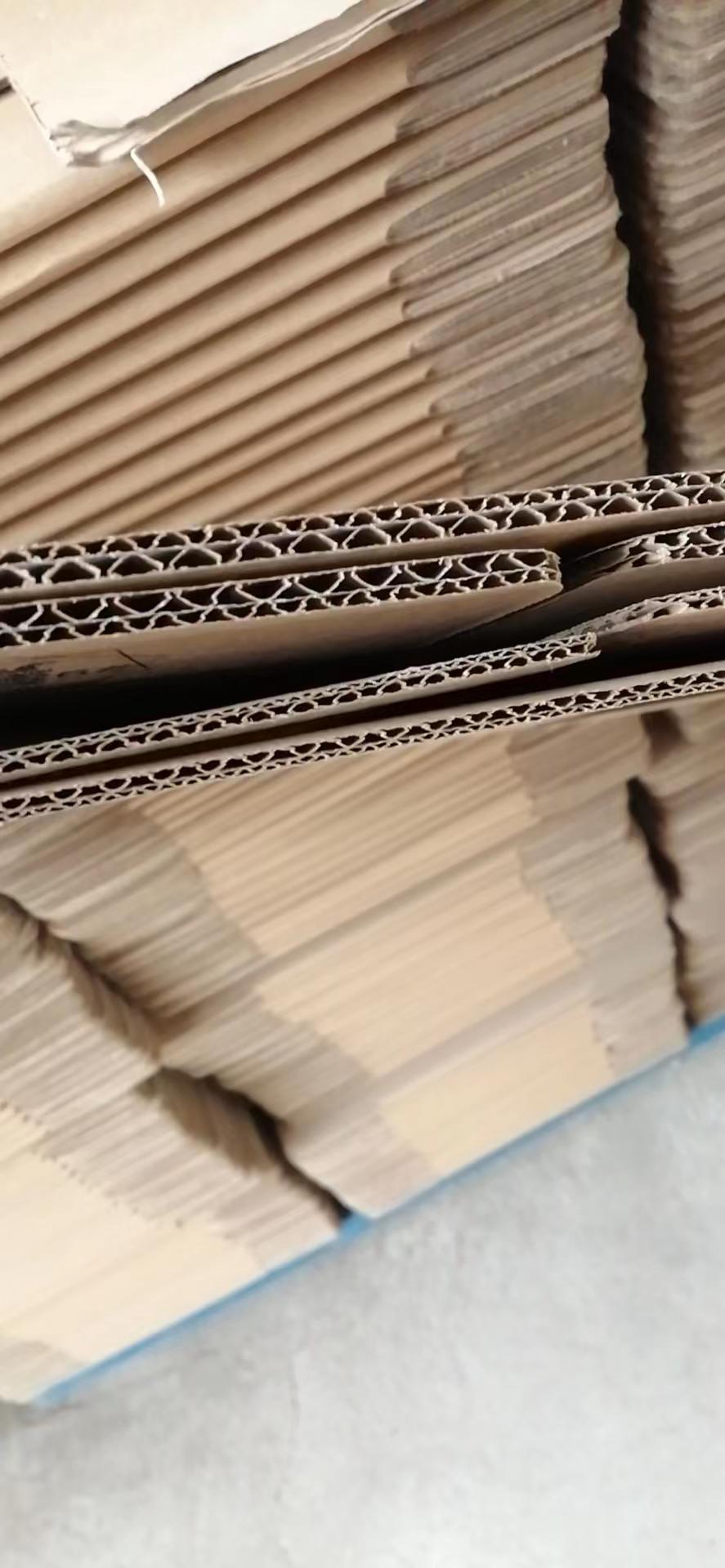 搬家箱子瓦楞盒子产品订制纸箱邮政纸箱快递盒子整理外包装箱子