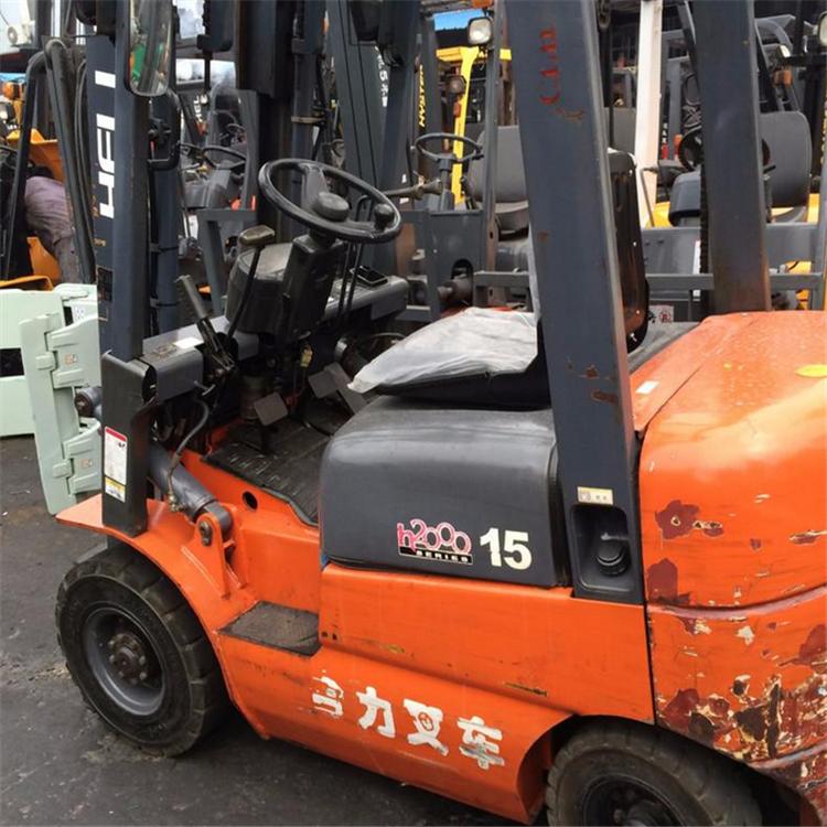 废旧叉车回收 报废高价回收