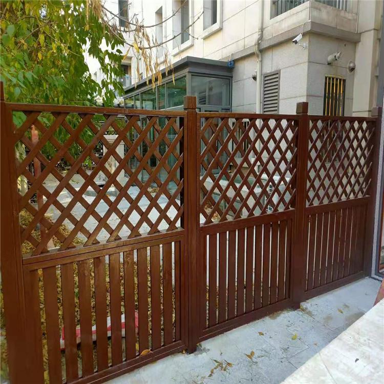 沈阳防腐木庭院围栏 防腐木花园护栏 防腐木栏杆定制厂家