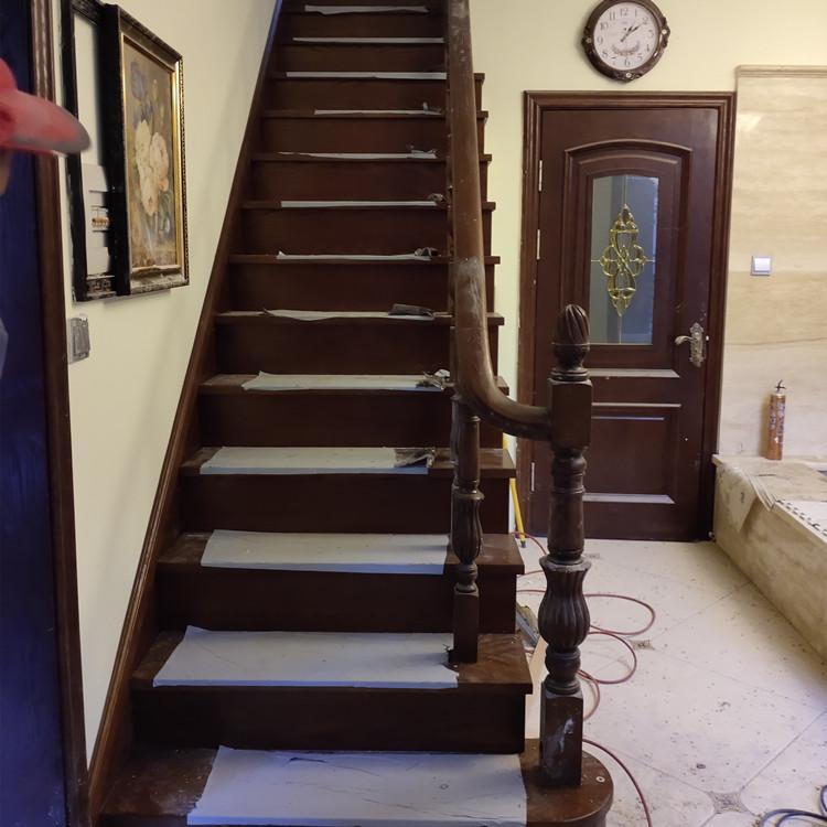 辽宁实木楼梯 铁艺楼梯 室内复式楼梯设计定制加工厂家 批发价格