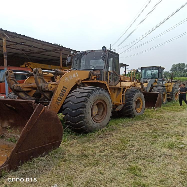 收二手报废车 随叫随到上门服务 正规大厂服务到位