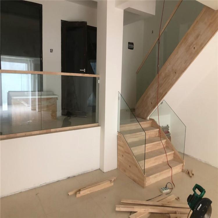 实木楼梯 沈阳实木楼梯 实木楼梯价格  实木楼梯厂家直销