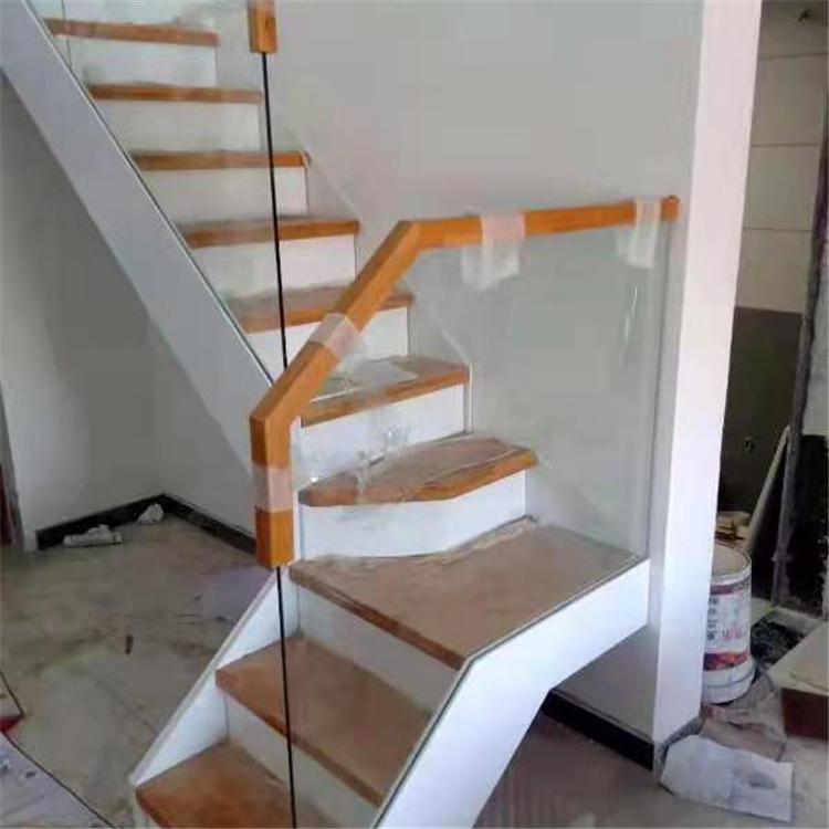 沈阳阁楼楼梯 款式新颖