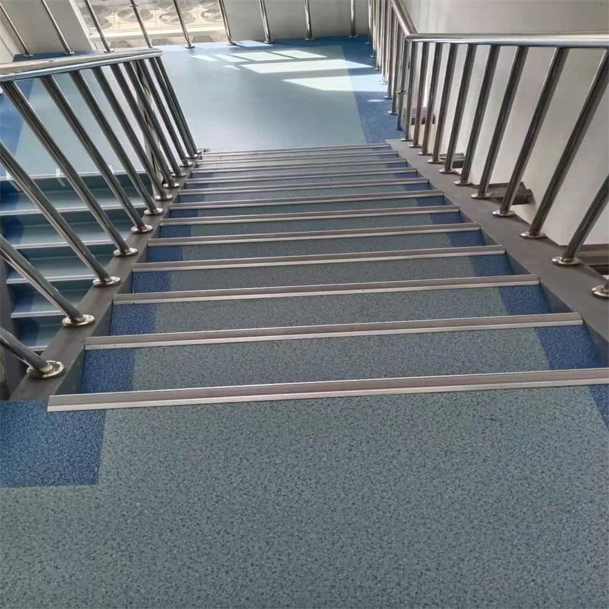 哈尔滨楼梯踏步工程 鑫盛广源承接哈尔滨各种楼梯踏步安装