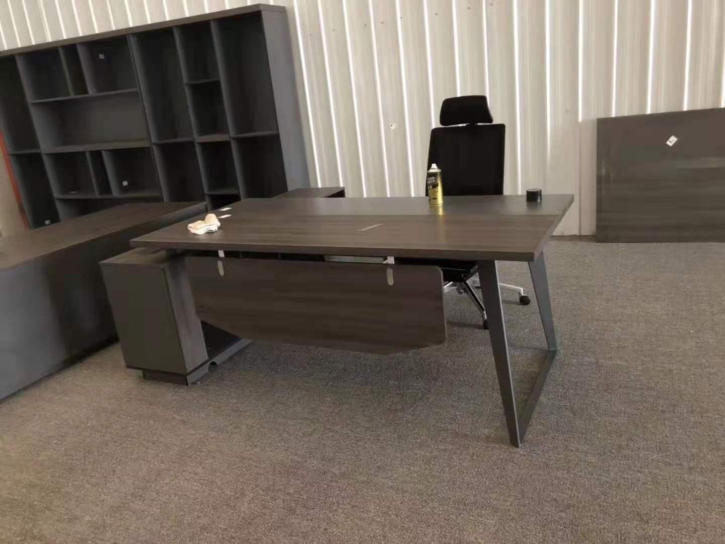 老板办公桌椅组合经理桌总裁桌主管桌简约现代办公家具