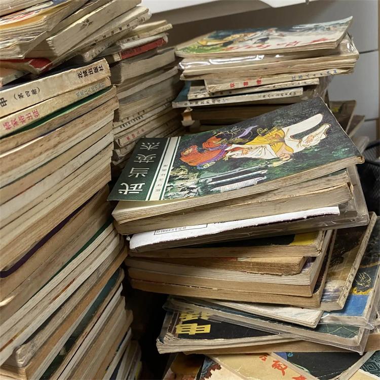 废旧书本回收 各种库存积压文体用品收购 派专人上门