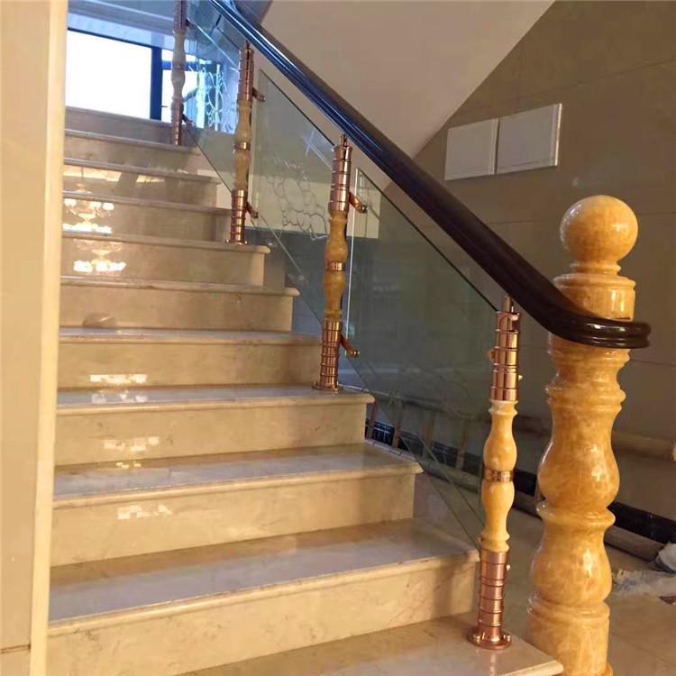 专业供应工程护栏楼梯 辽宁厂家直销